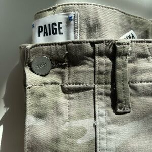 PAIGE Mayslie Jogger Tan light army green Camo Pants